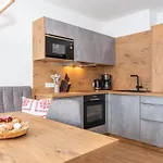 Unterhof ميترسل