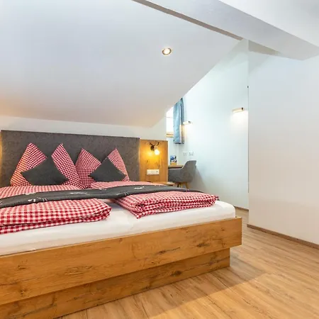 Unterhof アパート *